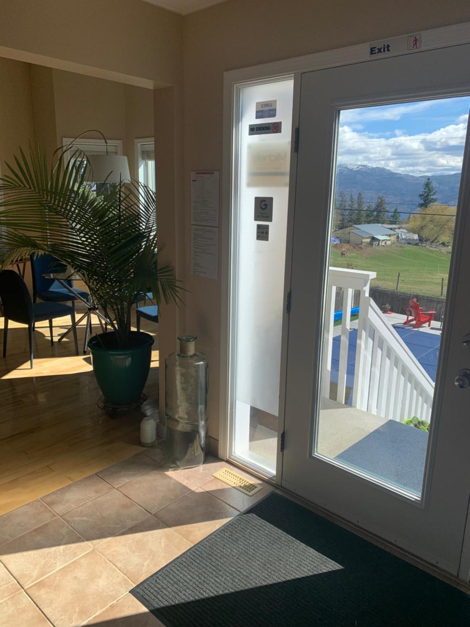 كيلونا الغربية Salish B&B And Spa المظهر الخارجي الصورة